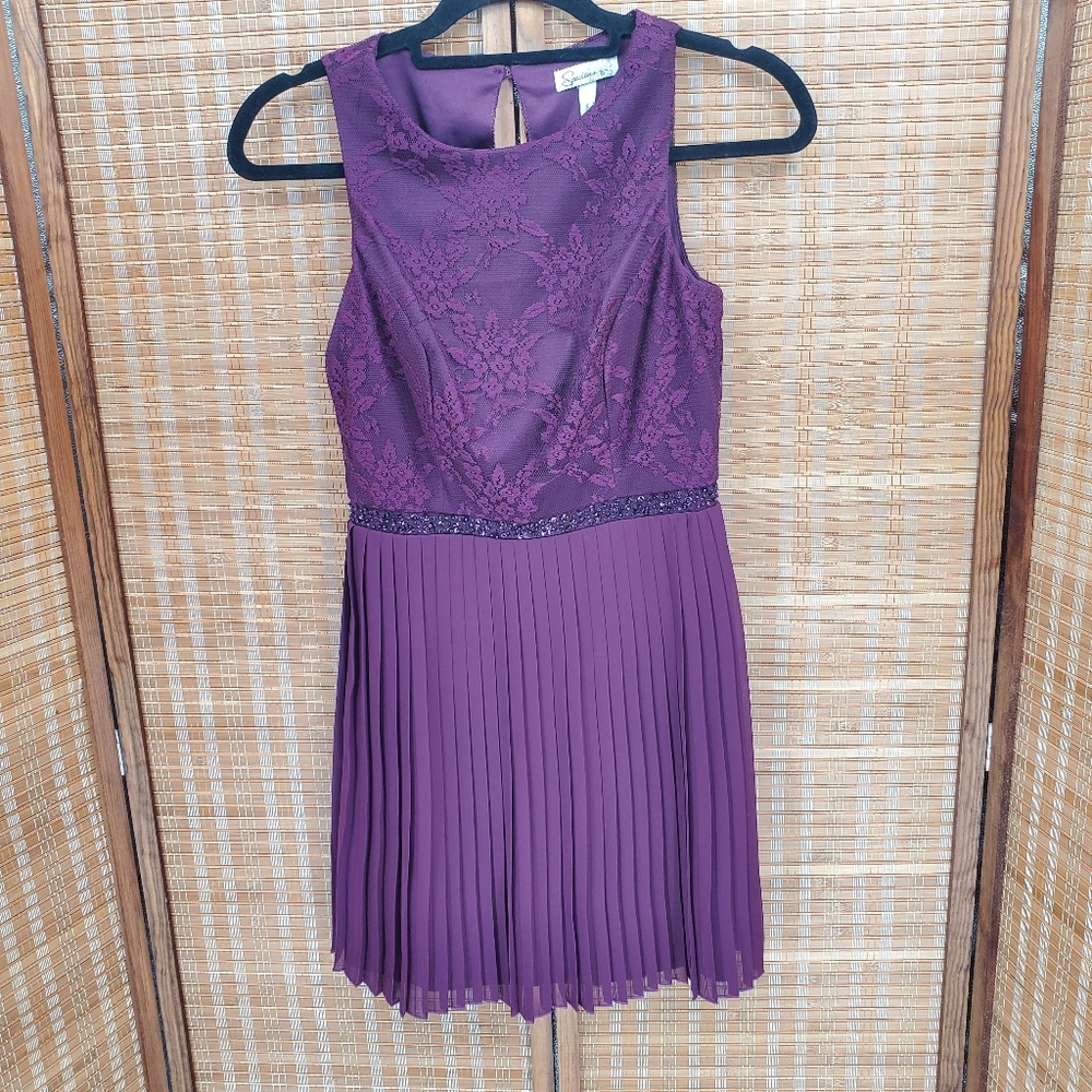 ◇ Speechless Plum Lace Pleated Fit and Flare Mini Dress Size 5